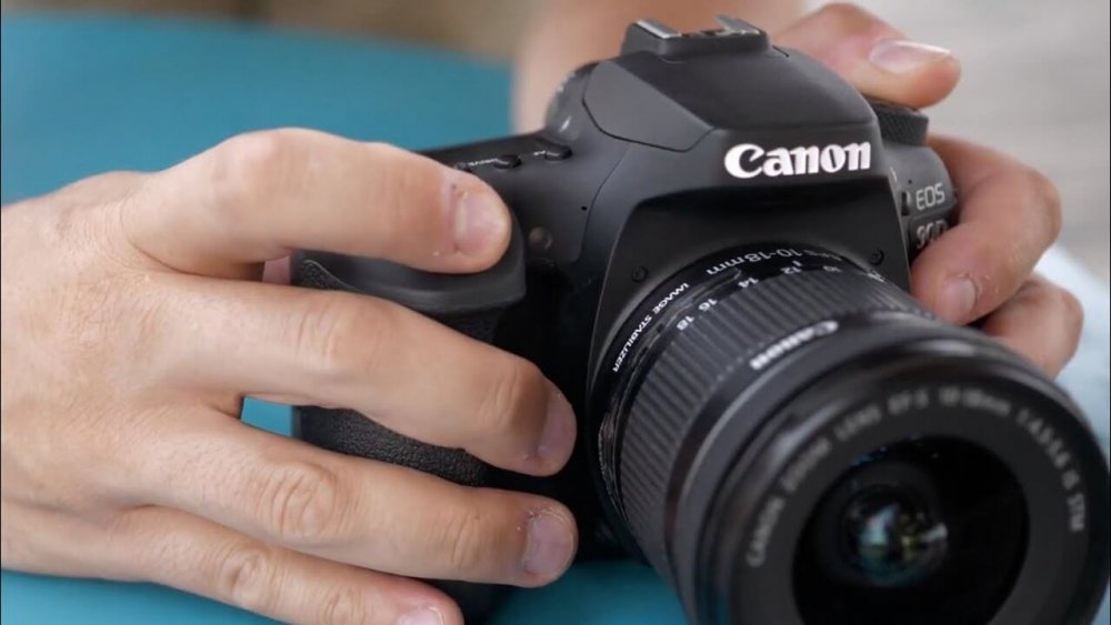 Everything You Need to Know About Canon EOS D60 NoKishiTa Camera