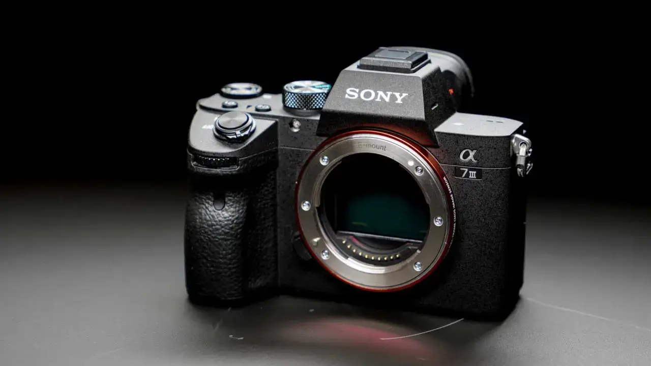 Sony a7 III ILCE-7M3 - Digital camera - mirrorless - 24.2 MP