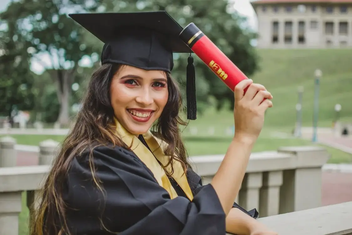 Diploma Close-Up Photoshoot