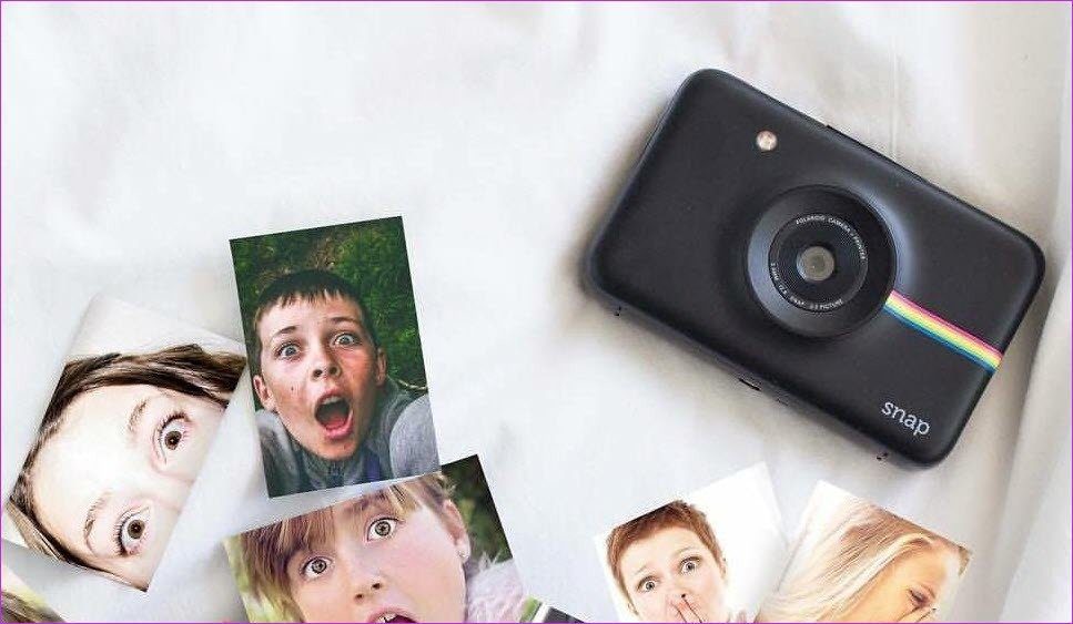 Top Features to Consider When Buying an Instant Camera
