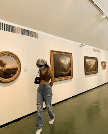 Art Galleries or Museums