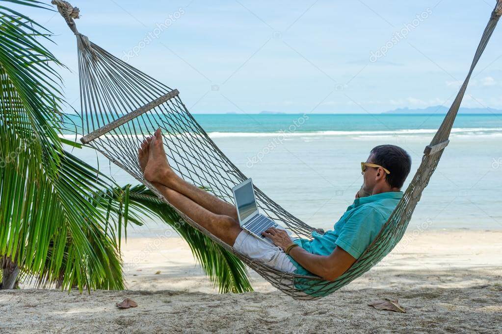 Lay in The Hammock