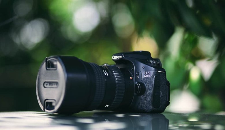 What Lenses Are Compatible with the Canon EOS D60?