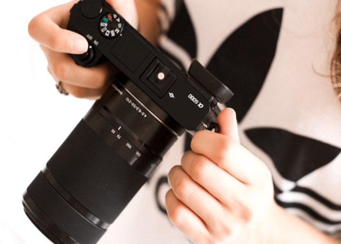 About Sony A6000