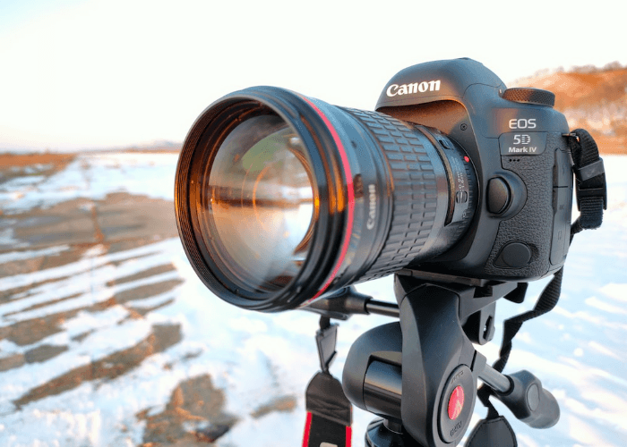 What is EOS 5D Mark IV