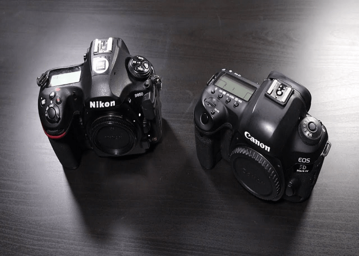 Canon EOS 5D Mark IV vs Nikon D850: Connectivity Concerns