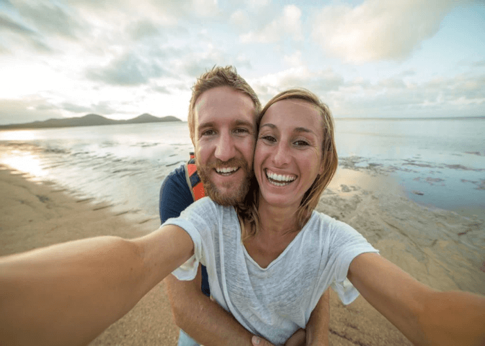 How Do Couples Take Selfies