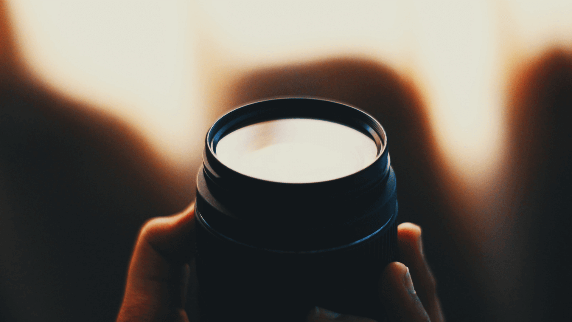 Factors_to_Consider_When_Choosing_a_Headshot_Lens