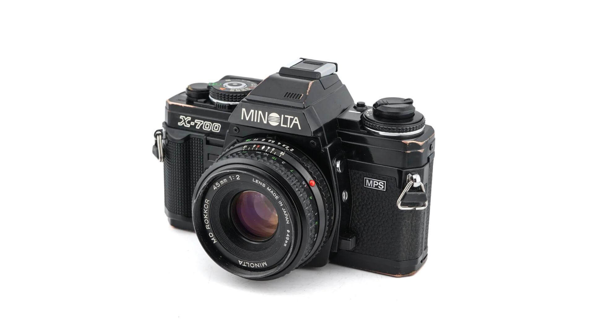 Minolta_X-700_Great_for_Both_Auto_and_Manual_Shooters