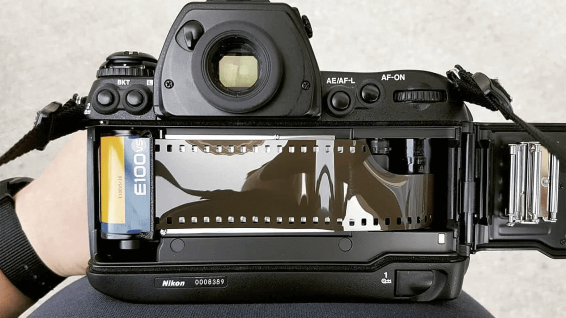 Nikon_F6